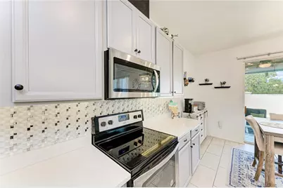 11637 Woodleaf Drive, Lakewood Ranch, FL 34211 - Photo 15