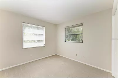 2121 Pueblo Circle #V6, Sarasota, FL 34231 - Photo 5
