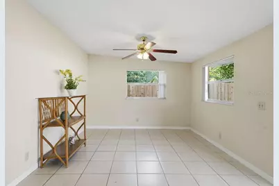 2105 W Barclay Road, Tampa, FL 33612 - Photo 33