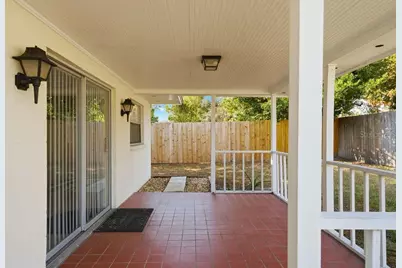 2105 W Barclay Road, Tampa, FL 33612 - Photo 37