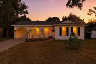 2105 W Barclay Rd, Tampa, FL 33612 - Photo 63