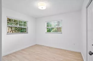 7147 Lago St, Sarasota, FL 34241 - Photo 19