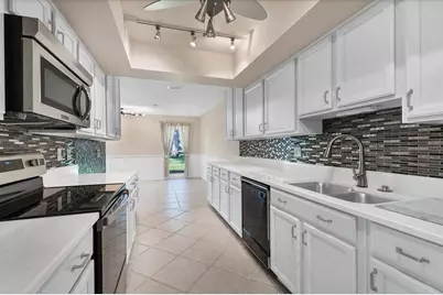3541 Wilkinson Woods Drive #40, Sarasota, FL 34231 - Photo 11