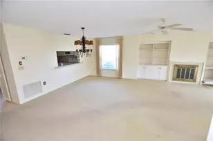3150 Ringwood Meadow, Sarasota, FL 34235 - Photo 7