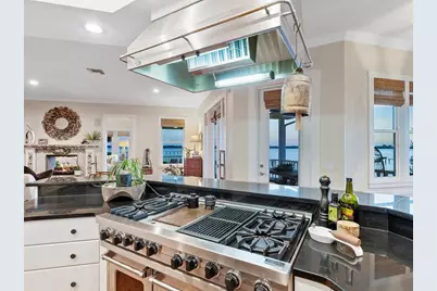 2211 6th Street W, Palmetto, FL 34221 - Photo 17