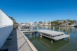 5947 Bayview Cir S, Gulfport, FL 33707 - Photo 45