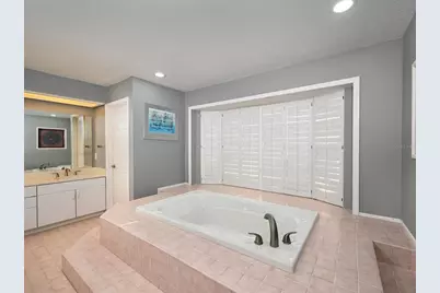 5947 Bayview Circle S, Gulfport, FL 33707 - Photo 31