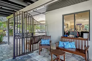 5440 Eagles Point Cir, Sarasota, FL 34231 - Photo 43