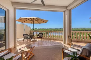 5440 Eagles Point Cir, Sarasota, FL 34231 - Photo 5