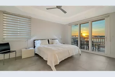 166 Golden Gate Point #22, Sarasota, FL 34236 - Photo 19