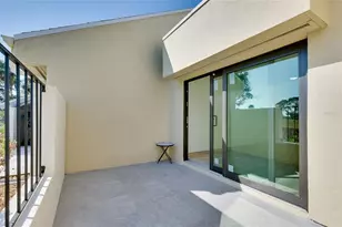 2221 Meadowlake Ct, Sarasota, FL 34235 - Photo 41