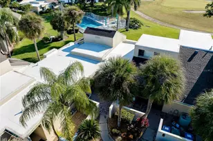 2221 Meadowlake Ct, Sarasota, FL 34235 - Photo 75