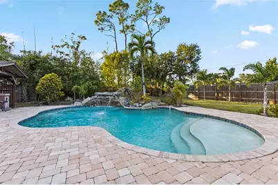 4301 S Lockwood Ridge Road, Sarasota, FL 34231 - Photo 35