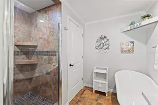 4301 S Lockwood Ridge Rd, Sarasota, FL 34231 - Photo 23