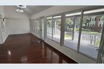 1330 Cherry Street NE, Saint Petersburg, FL 33701 - Photo 7