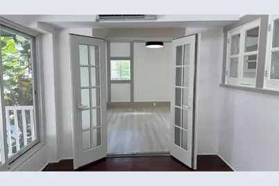 1330 Cherry Street NE, Saint Petersburg, FL 33701 - Photo 21