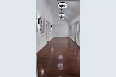 1330 Cherry Street NE, Saint Petersburg, FL 33701 - Photo 9