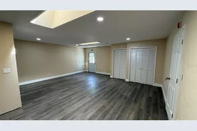 3620 E Tampa Circle, Tampa, FL 33629 - Photo 37