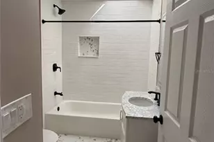 3620 E Tampa Cir, Tampa, FL 33629 - Photo 27