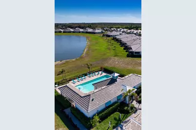 251 Okeeffe Circle, Bradenton, FL 34212 - Photo 29