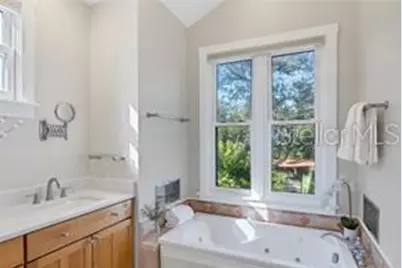 324 Julia Place, Sarasota, FL 34236 - Photo 37