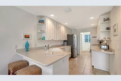 1749 Burgos Drive, Sarasota, FL 34238 - Photo 17