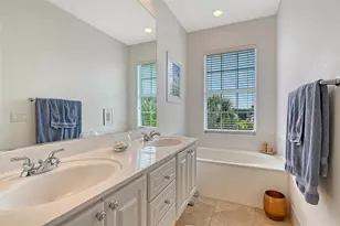 1749 Burgos Dr, Sarasota, FL 34238 - Photo 21