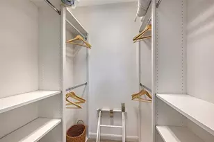 1749 Burgos Dr, Sarasota, FL 34238 - Photo 25