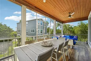 6330 Laguna Dr, Longboat Key, FL 34228 - Photo 23