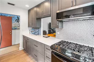 4767 Village Gardens Dr, Sarasota, FL 34234 - Photo 9