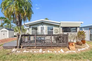 2601 Gulf Dr N, Bradenton Beach, FL 34217 - Photo 1