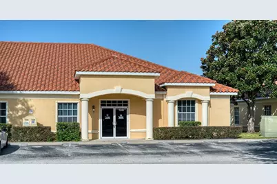 1040 E Brandon Boulevard, Brandon, FL 33511 - Photo 3