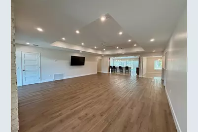 3231 E Forest Lake Drive, Sarasota, FL 34232 - Photo 7