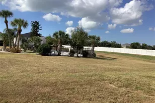 2481 Twin Dr, Sarasota, FL 34234 - Photo 11