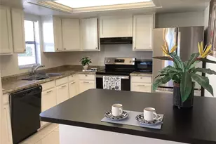 2481 Twin Dr, Sarasota, FL 34234 - Photo 43