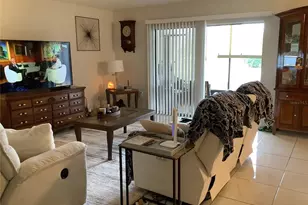 2481 Twin Dr, Sarasota, FL 34234 - Photo 17