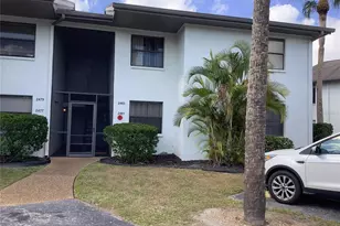 2481 Twin Dr, Sarasota, FL 34234 - Photo 7