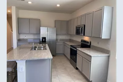 9011 Milestone Drive, Sarasota, FL 34238 - Photo 7