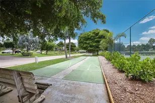 6300 Flotilla Dr, Holmes Beach, FL 34217 - Photo 35