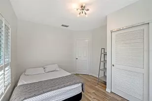 3704 Prairie Dunes Dr, Sarasota, FL 34238 - Photo 33