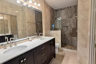 432 Sunset Lake Blvd, Venice, FL 34292 - Photo 11