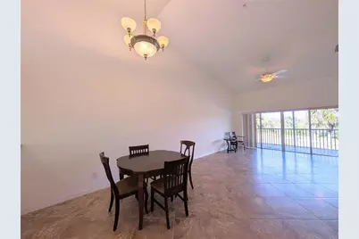 432 Sunset Lake Boulevard #205, Venice, FL 34292 - Photo 5