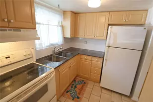 1849 Sunny Dr, Bradenton, FL 34207 - Photo 3