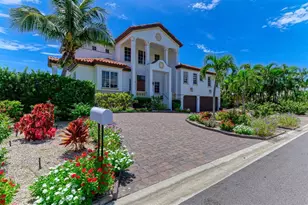 550 Yardarm Ln, Longboat Key, FL 34228 - Photo 71