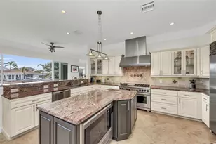 550 Yardarm Ln, Longboat Key, FL 34228 - Photo 13