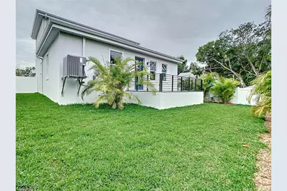 2345 Bahia Vista Street, Sarasota, FL 34239 - Photo 5