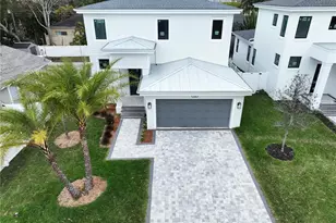 2345 Bahia Vista St, Sarasota, FL 34239 - Photo 3
