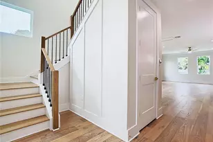 2345 Bahia Vista St, Sarasota, FL 34239 - Photo 9