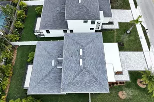 2345 Bahia Vista St, Sarasota, FL 34239 - Photo 5