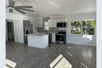 1006 26th Street W, Bradenton, FL 34205 - Photo 3